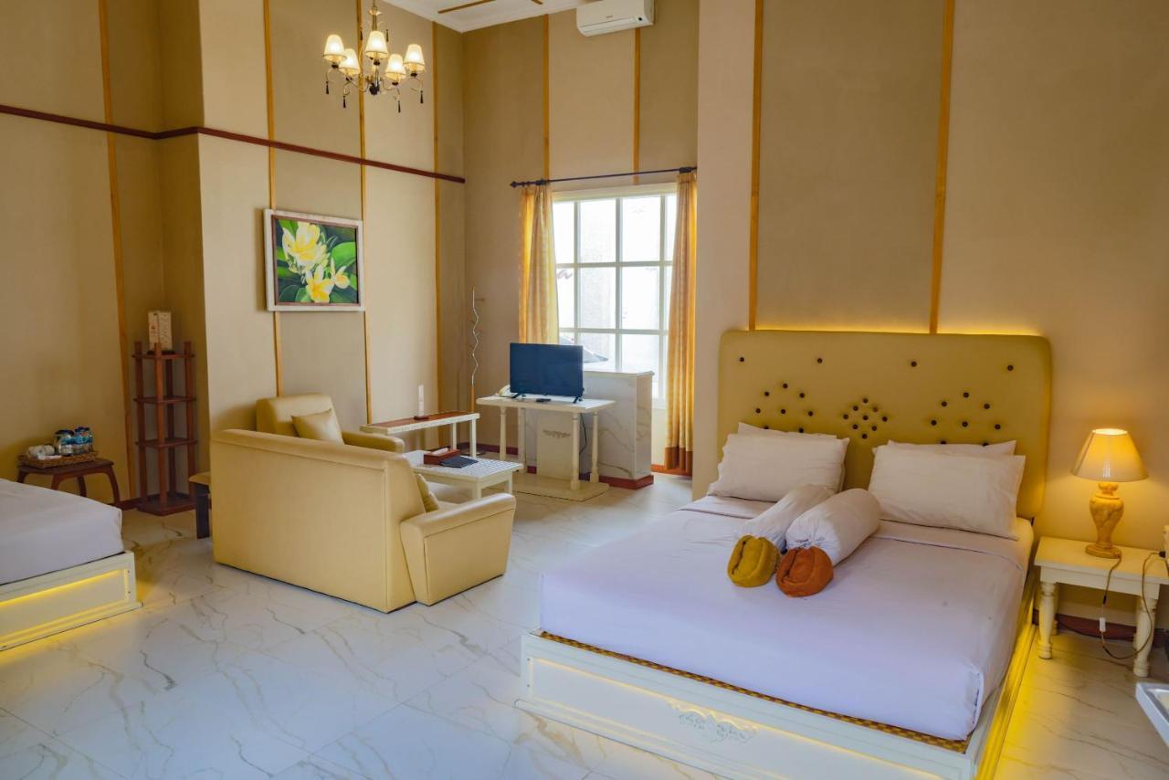 Family Hotel Gradia 1 Batu  Extérieur photo