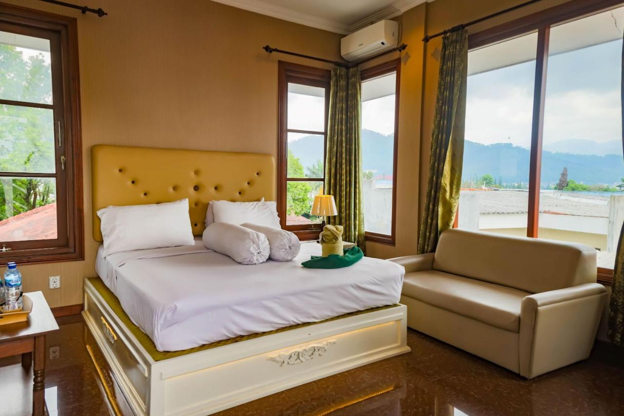 Family Hotel Gradia 1 Batu  Extérieur photo